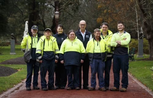 City of Ballarat Botanic Gardens team at the Prime Ministers Avenue