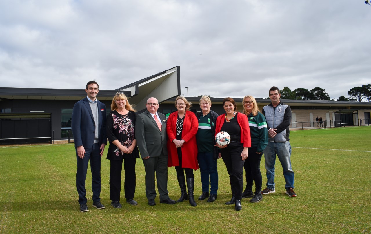 The Y Ballarat Craig Mathieson, Wendouree Neighbourhood Centre manager Manya Ferwerda, City of Ballarat Mayor Cr Des Hudson, Minister for Community Sport Ros Spence and Member for Wendouree West Juliana Addison with representatives from Forest Rangers Soccer Club and North Ballarat Cricket Club.