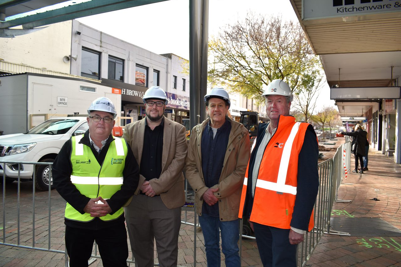 Mayor Des Hudson, Wadawurrung Traditional Owners Aboriginal Corporation Interim CEO Liam Murphy, Bridge Mall Business Association Vice President Shane Donnithorne and 2Construct Managing Director Duncan McPherson