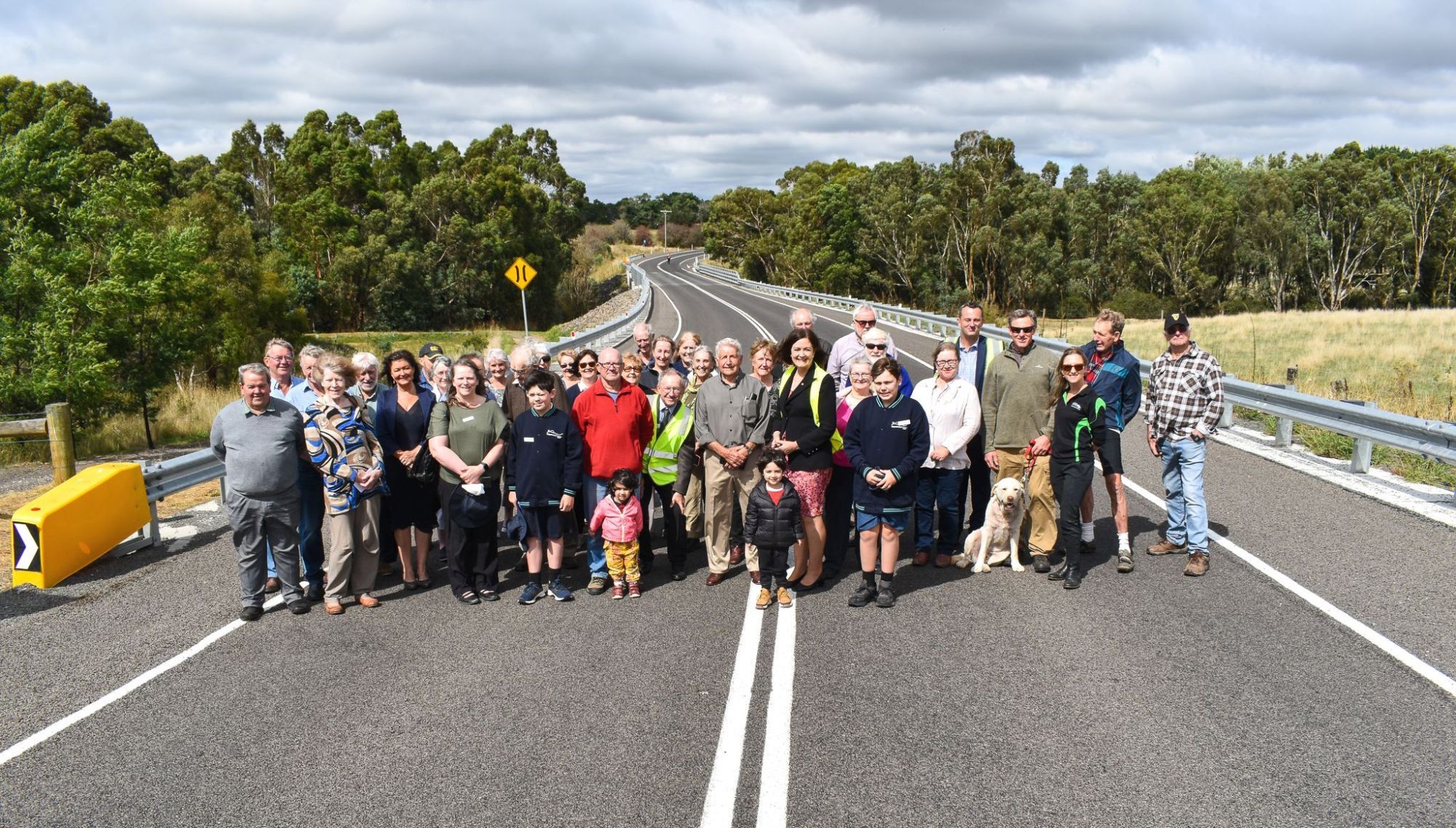 $2.85 million Franklin Bridge officially opens - group photo