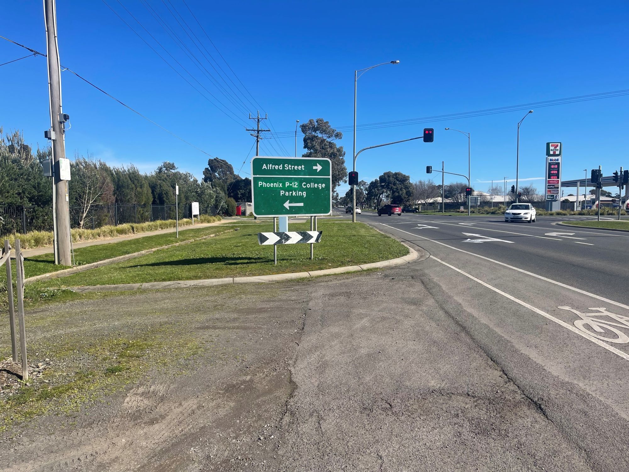 Generic image of Glenelg Highway road sign