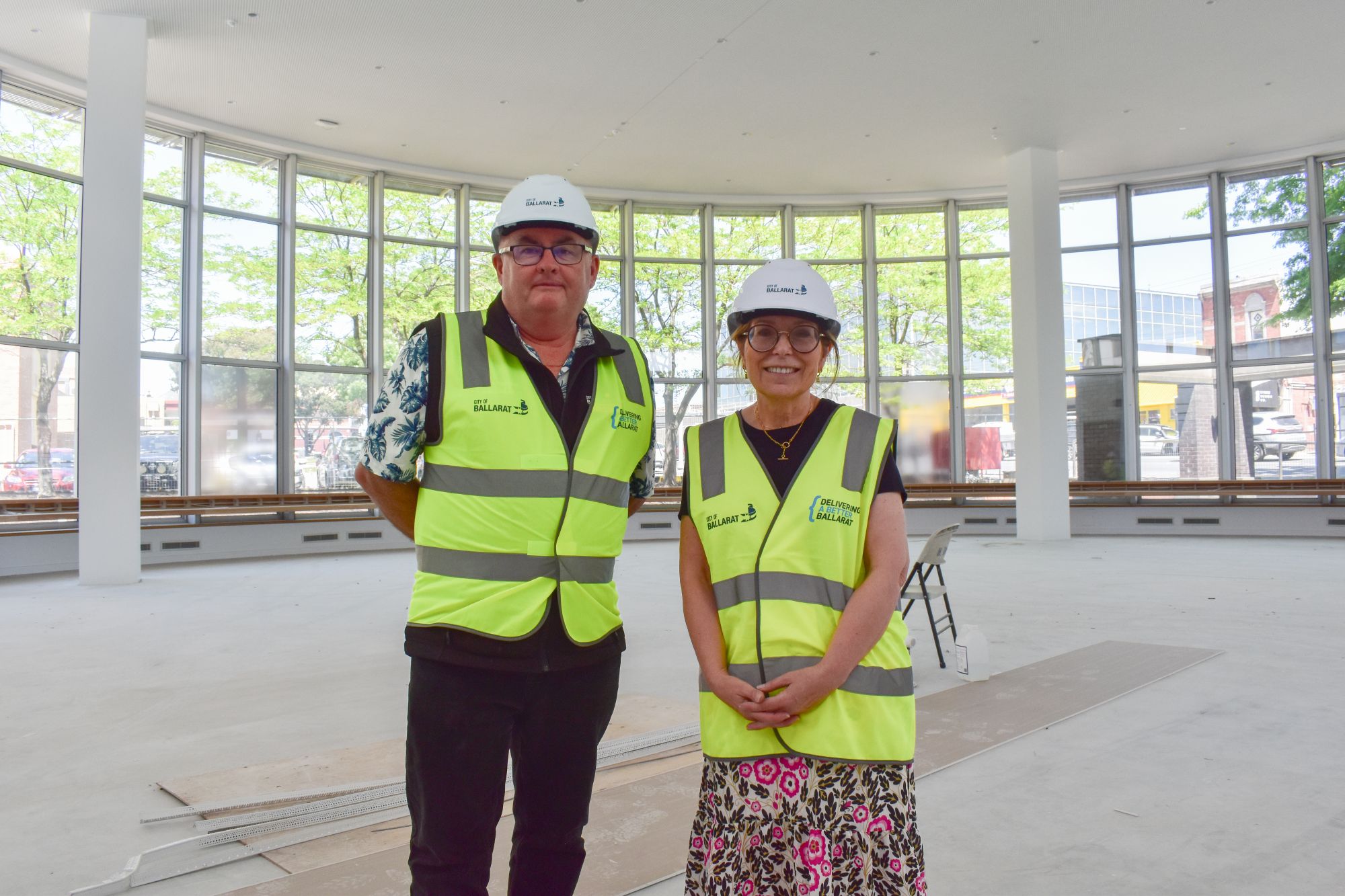 City of Ballarat Mayor, Cr Des Hudson and Executive Manager Libraries and Lifelong Learning, Jenny Fink in the main library room.