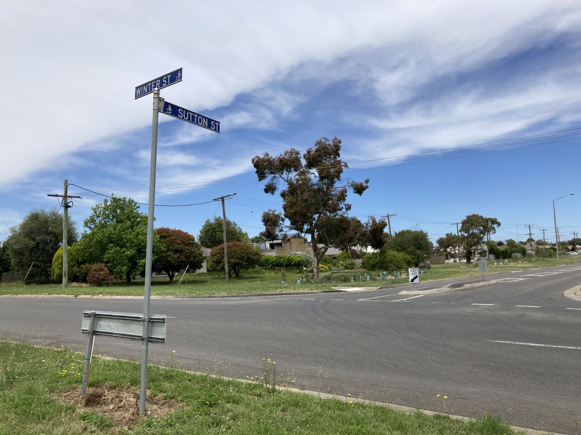 Generic image of Winter Street and Sutton Street intersection