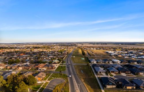 Aerial view of Dyson Drive, Alfredton, looking south from Remembrance Drive, which would be duplicated part of a planned next stage of Ballarat Link Road 