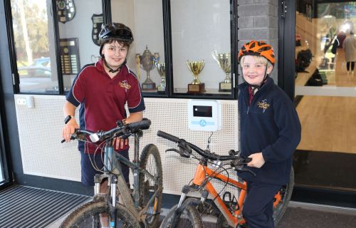 Delacombe Primary School students Max Kilbourne and Lars Kilbourne.