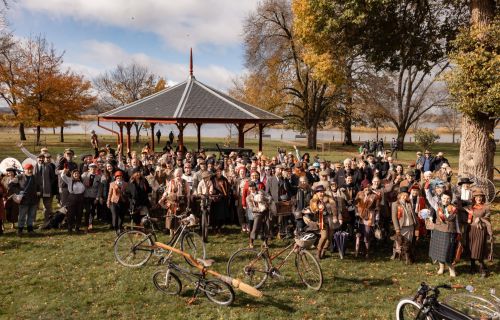 The crowd gathering at Lake Wendouree for the Ballarat Tweed Ride as part of the 2023 Ballarat Heritage Festival.