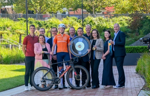 Group photo at Jayco Herald Sun Tour announcement