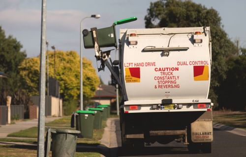 City of Ballarat green bins being emptied by truck