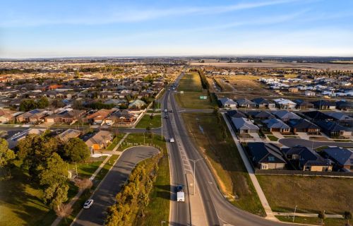 Aerial shot of Dyson Drive, Alfredton, looking south from the Merz Street intersection