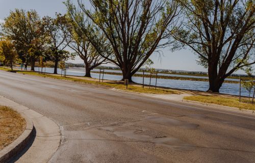 lake wendouree from wendouree parade