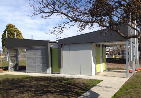 Public toilet