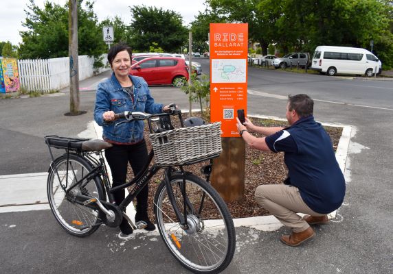 Cr Belinda Coates at the new trail head on Lydiard Street North.