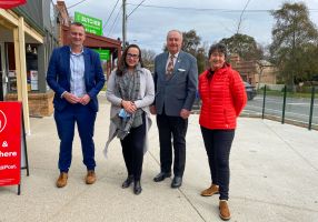 Mayor of Ballarat Cr Daniel Moloney with Harriet Shing MP, Michaela Settle MP, and Community Bank Buninyong Director Richard McDowell