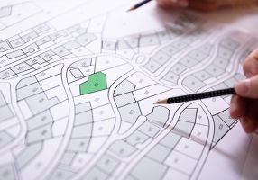 People planning using a map