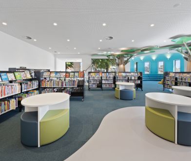 Children’s Library housing over 17,000 items, featuring a Kid’s Lab with children’s computers pre-set for children to safely learn by discovery.